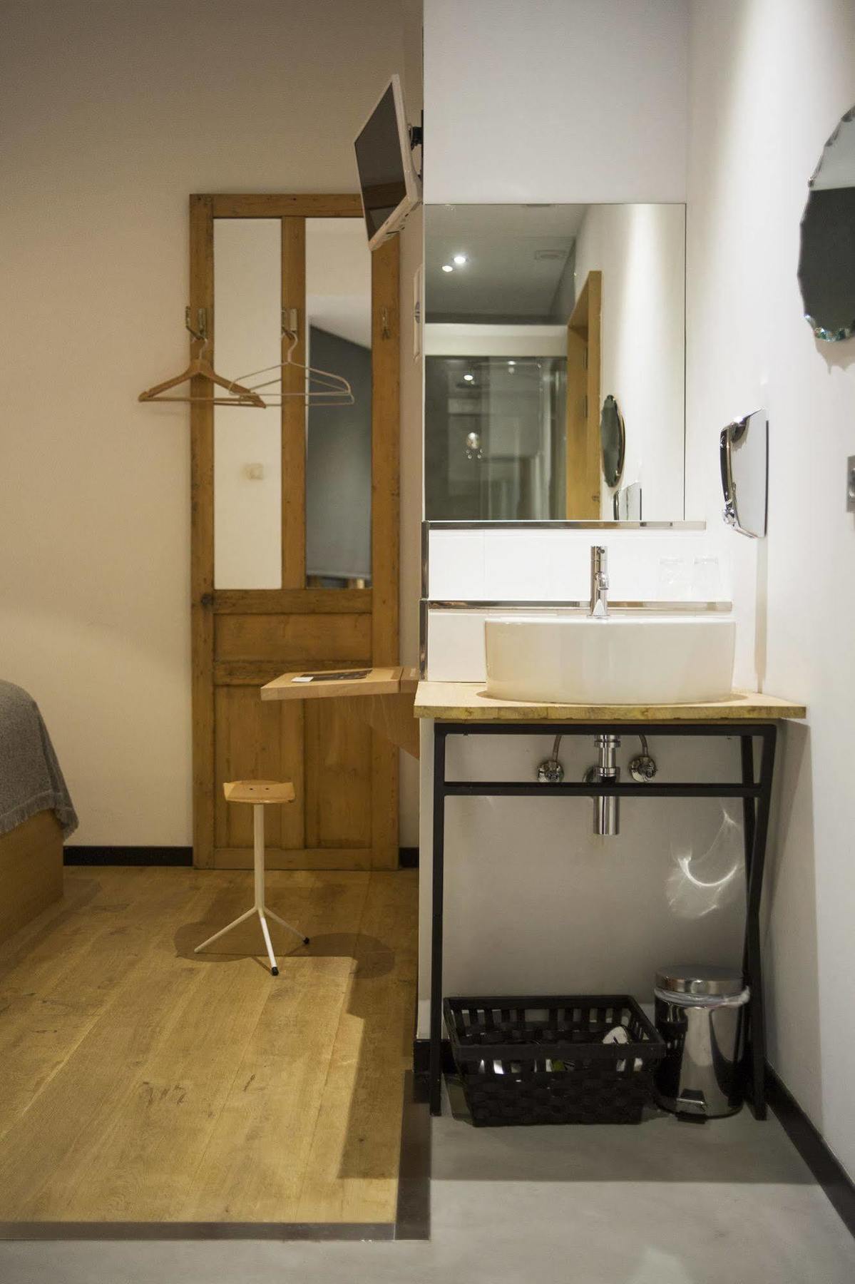 Guest House Ibaia Et Arramak 산세바스티안 외부 사진